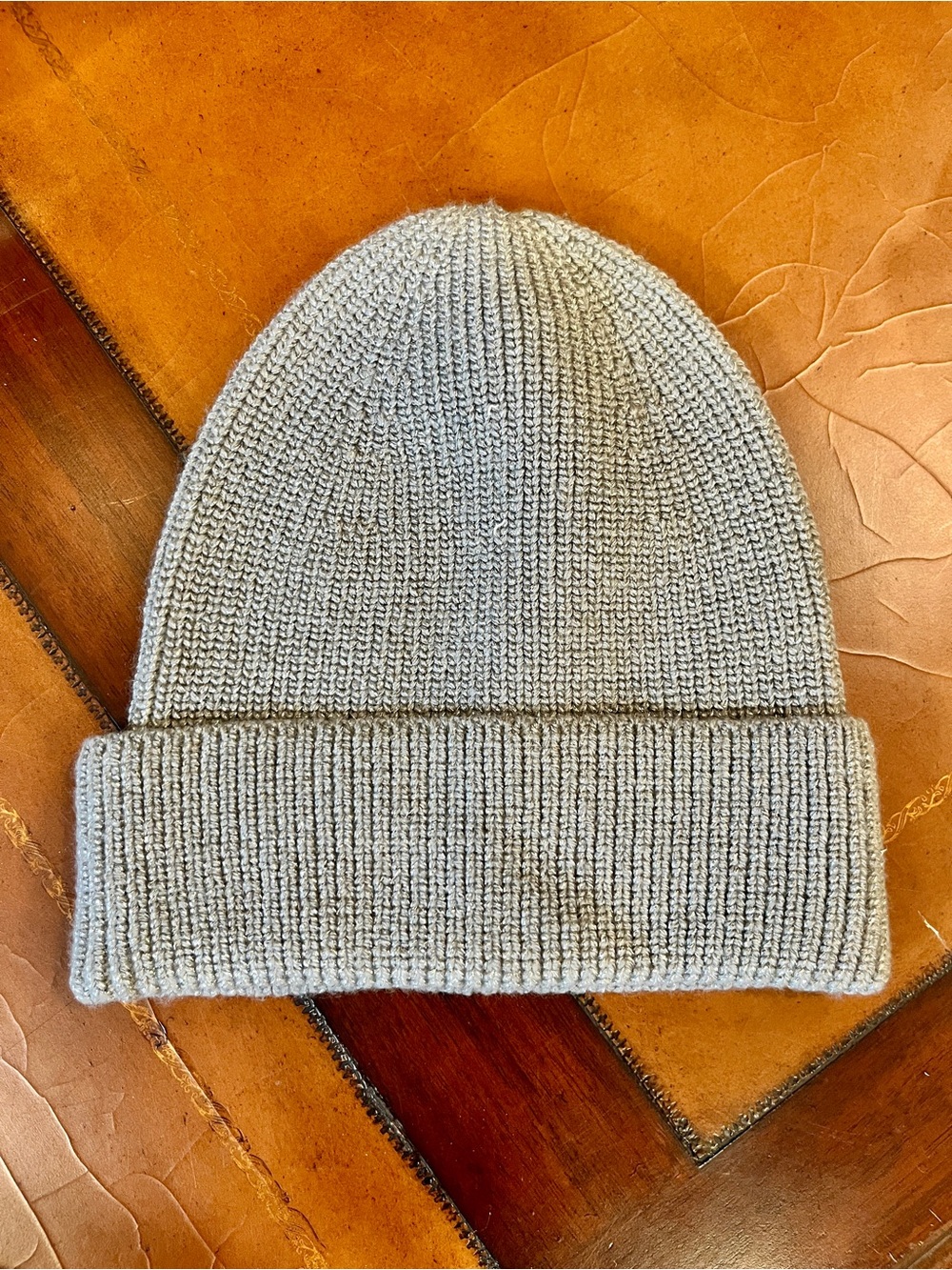 Women’s Knit Beanie - Gray & Silver